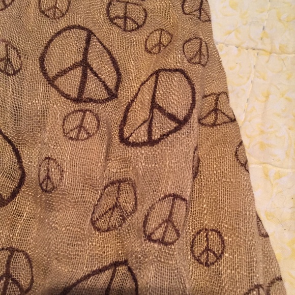 Vintage Retro Scarf--Brown with Peace Signs - Picture 3 of 3